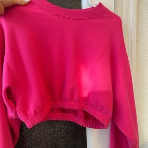 ALO Yoga Pink Long Sleeve Boxy Cropped Sweatshirt